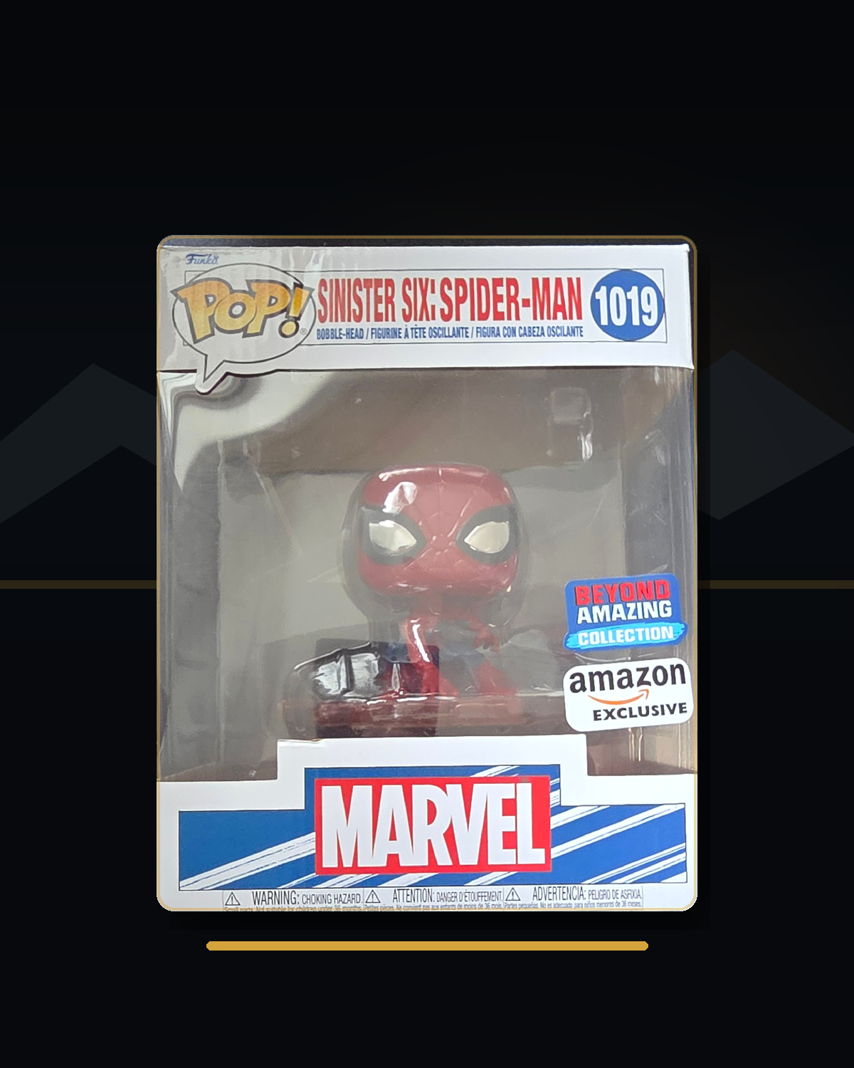 Figures & Collectibles